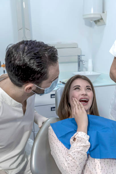 Best Emergency Tooth Extraction in Albion, NE